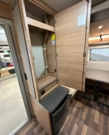                         Przyczepa Weinsberg Cara One 390 PUH - zdjęcie 15
                        