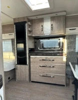                         Przyczepa Hobby 540 WLU Prestige - zdjęcie 15
                        