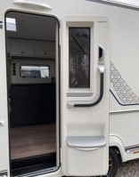                         Przyczepa Fendt Apero 465 FSB - zdjęcie 19
                        