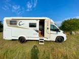                         Kamper Carado na bazie Peugeota Boxera - zdjęcie 2
                        