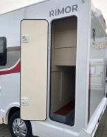                         Nowy kamper Rimor SEAL 67 PLUS - zdjęcie 9
                        