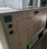                         Samochód kempingowy Renault Master - zdjęcie 15
                        
