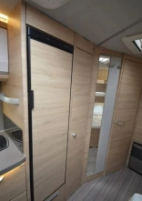                         Przyczepa KNAUS SÜDWIND 580 QS 60 YEARS KNAUS - zdjęcie 11
                        