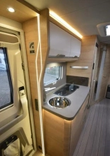                         Przyczepa KNAUS SÜDWIND 580 QS 60 YEARS KNAUS - zdjęcie 14
                        