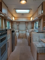                         Przyczepa Coachman Amara - zdjęcie 3
                        