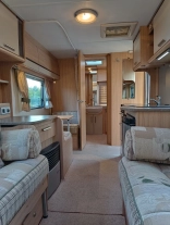                         Przyczepa Coachman Amara - zdjęcie 4
                        