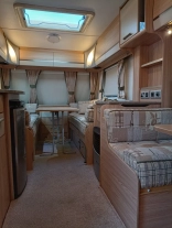                         Przyczepa Coachman Amara - zdjęcie 14
                        