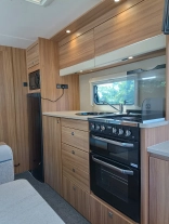                         Przyczepa Elddis Chatsworth 636  - zdjęcie 13
                        