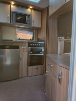                         Przyczepa Kempingowa Sterling Elite Amber - zdjęcie 6
                        