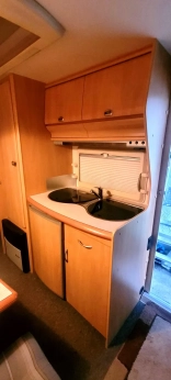                         Przyczepa Kempingowa Hobby 500 De Luxe Easy - zdjęcie 9
                        