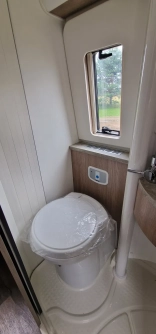                         KABE VAN TRAVEL MASTER CRV690LB - zdjęcie 17
                        