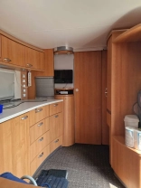                         Przyczepa Kempingowa KNAUS Eifeland Eurostar 550 - zdjęcie 7
                        