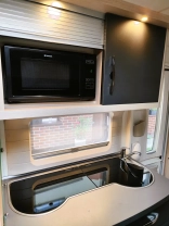                         Hobby 560 KMFE - zdjęcie 11
                        