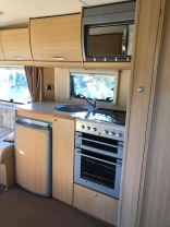                         SWIFT Abbey Vogue 460 - zdjęcie 6
                        