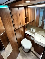                         Hymer-Eriba B680MC - zdjęcie 15
                        