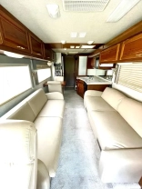                         Freightliner Fleetwood Discovery 38D - zdjęcie 7
                        