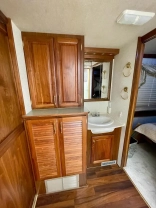                         Freightliner Fleetwood Discovery 38D - zdjęcie 9
                        