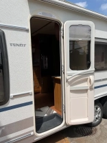                         Fendt Platin 700 - zdjęcie 5
                        