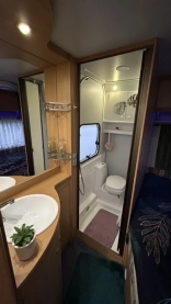                         KNAUS Azur 500 - zdjęcie 10
                        