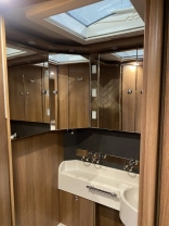                         Carthago C-Tourer I 150QB - zdjęcie 11
                        