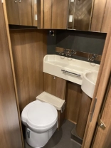                         Carthago C-Tourer I 150QB - zdjęcie 12
                        