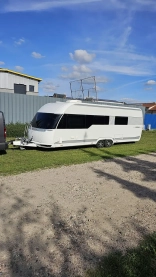                         Hobby PREMIUM 660WFU - zdjęcie 1
                        