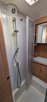                         KNAUS Tabbert Bottesini 655 - zdjęcie 9
                        