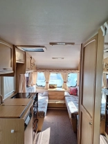                         Bailey Delamere - zdjęcie 8
                        