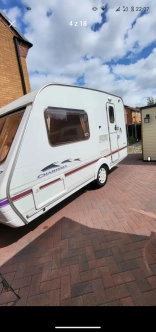                         SWIFT Charisma 220 - zdjęcie 1
                        