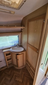                         Swift Eccles Opal - zdjęcie 2
                        