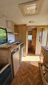                         Swift Eccles Opal - zdjęcie 6
                        