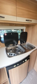                         Rubis Caravalier - zdjęcie 4
                        