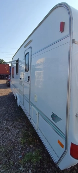                         Elddis Typhoon - zdjęcie 1
                        