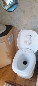                         Elddis Typhoon - zdjęcie 10
                        