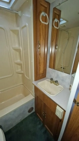                         Ford Coachmen E450 - zdjęcie 15
                        