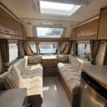                         SWIFT Celebration 442 - zdjęcie 4
                        