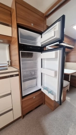                         Dethleffs Nomad 730 FKR - zdjęcie 12
                        