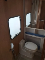                         Burstner 455 - zdjęcie 7
                        