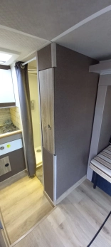                         Fiat Ducato z wysuwaną ścianą SLIDE OUT - zdjęcie 18
                        