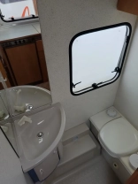                         Burstner 436 - zdjęcie 12
                        