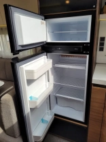                         Adria 663 Alpina - zdjęcie 9
                        