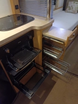                         Elddis Crussader - zdjęcie 13
                        