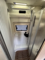                         Ford Transit MK9 AWD Kamper Wyprawowy 4x4 Karmann Dexter 570 Randger - zdjęcie 13
                        