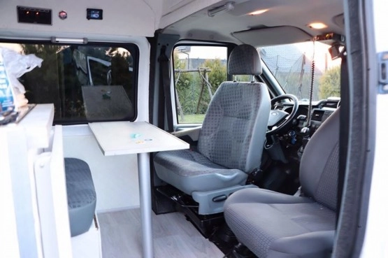                         Kamper FORD TRANSIT 2.4 tdci max długi i wysoki - zdjęcie 20
                        