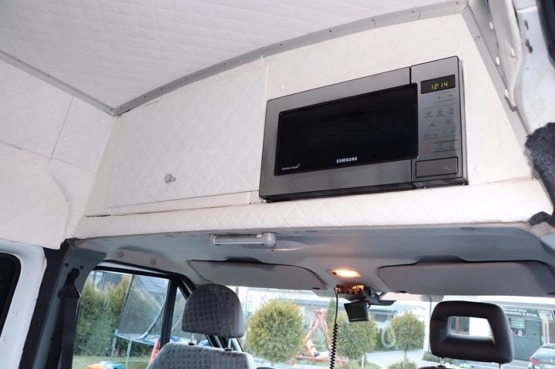                         Kamper FORD TRANSIT 2.4 tdci max długi i wysoki - zdjęcie 24
                        