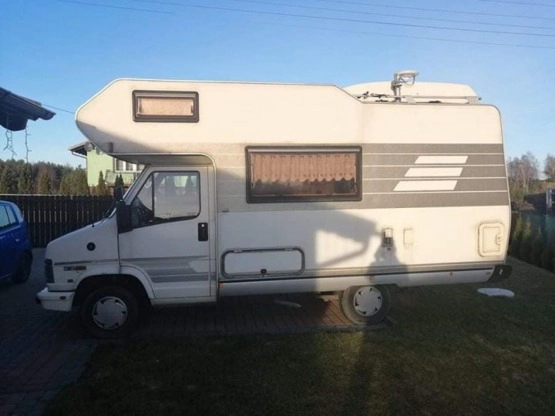                         Fiat Ducato Hymer 2,5D - gotowy do sezonu - zdjęcie 14
                        