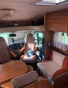                         Burstner Fiat Ducato z 2006 roku - zdjęcie 6
                        