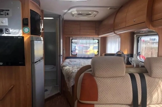                         Burstner Fiat Ducato z 2006 roku - zdjęcie 7
                        