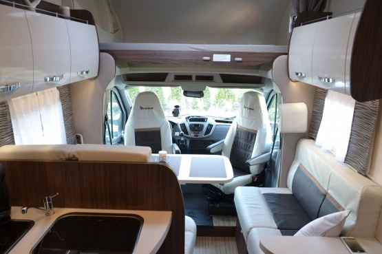                         Kampery do wynajęcia kamper wynajem campera camper Benimar 363 Sport - zdjęcie 5
                        