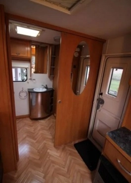                         Lunar CLUBMAN NOWY MODEL DMC 1200 kg - zdjęcie 28
                        